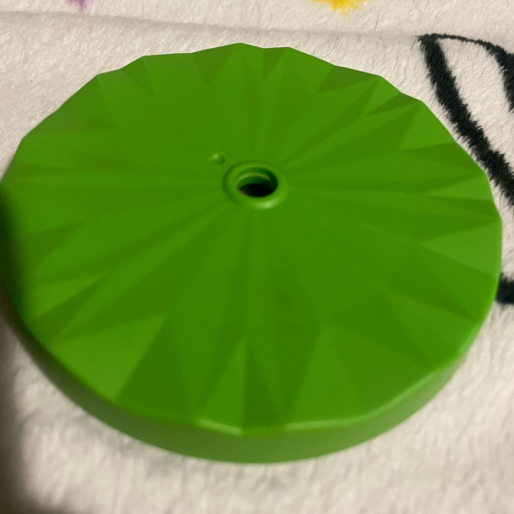 Starbucks 2014 pineapple tumbler lid only! No straw